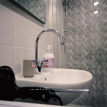 Almat Domus 아파트 *