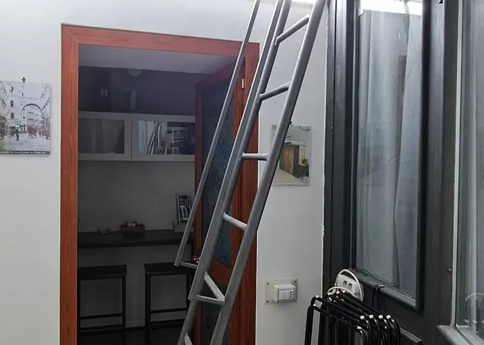 Almat Domus * Νάπολη